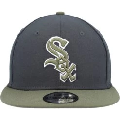Men's Chicago White Sox New Era Charcoal/Green Color Pack Two-Tone 9FIFTY Snapback Hat -CapNation Shop green chicago white sox color pack two tone 9fifty snapback hat ss5 p 4673778pv 2u wxq914ffpil9etz0tyblv lfnlzfum8rx72lrdo6qu