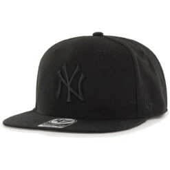Men's New York Yankees '47 Black On Black Sure Shot Captain Snapback Hat -CapNation Shop mens 47 new york yankees black on black sure shot captain snapback hat ss5 p 200021585pv 3u ni83ka3sjfvqkbreocccv cric5q2l38hjsfvymhls