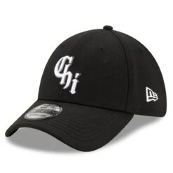 Men's Chicago White Sox New Era Black 2021 City Connect 39THIRTY Flex Hat