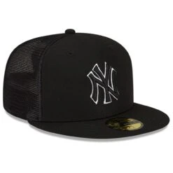Men's New York Yankees New Era Black 2023 Batting Practice 59FIFTY Fitted Hat -CapNation Shop mens new era black new york yankees 2023 batting practice 59fifty fitted hat pi4418000 altimages ff 4418519 837145ff0888945f28fbalt3 full