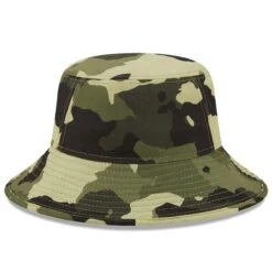 Men's New York Yankees New Era Camo 2022 Armed Forces Day Bucket Hat 9 Men's New York Yankees New Era Camo 2022 Armed Forces Day Bucket Hat -CapNation Shop mens new era camo new york yankees 2022 armed forces day bucket hat pi4463000 altimages ff 4463135 60c0878e807de78670bealt4 full