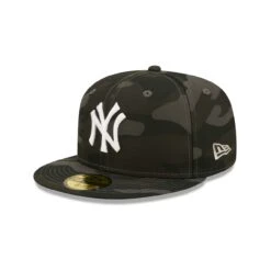 Men's New York Yankees New Era Camo Dark 59FIFTY Fitted Hat