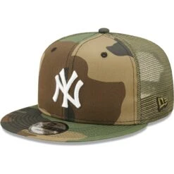 Men's New York Yankees New Era Camo Trucker 9FIFTY Snapback Hat