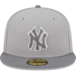 Men's New York Yankees New Era Gray Green Undervisor 59FIFTY Fitted Hat -CapNation Shop mens new era gray new york yankees green undervisor 59fifty fitted hat ss5 p 200016017pv 2u sluuc8ut1yx3ej32uurev dfod17htq3l4uz00czj0