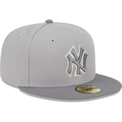 Men's New York Yankees New Era Gray Green Undervisor 59FIFTY Fitted Hat -CapNation Shop mens new era gray new york yankees green undervisor 59fifty fitted hat ss5 p 200016017pv 3u sluuc8ut1yx3ej32uurev aqx2dtjdwuwunhjrjces