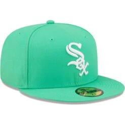 Men's Chicago White Sox New Era Green Logo 59FIFTY Fitted Hat -CapNation Shop mens new era green chicago white sox logo 59fifty fitted hat pi4690000 altimages ff 4690351 a63b0fd6a31dd5ee9c16alt3 full