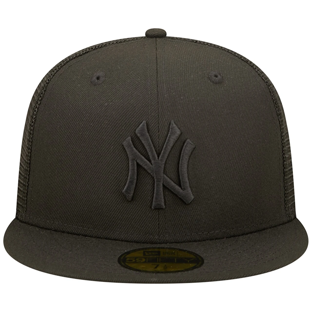 Men's New York Yankees New Era Blackout Trucker 59FIFTY Fitted Hat 4 Men's New York Yankees New Era Blackout Trucker 59FIFTY Fitted Hat - Image 2