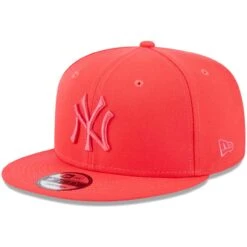 Men's New York Yankees New Era Red Spring Color Basic 9FIFTY Snapback Hat
