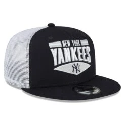 Men's New York Yankees New Era Navy/White Base Trucker 9FIFTY Snapback Hat -CapNation Shop white new york yankees base trucker 9fifty snapback hat ss5 p 4639991pv 3u qhip6jubekhq19j1xn2iv dj5qsyczvcawxsyrbigc